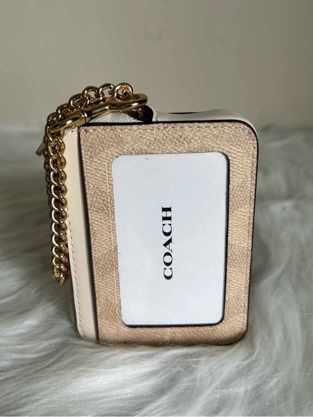 Coach Zip Card Case Signature Canvas Sand Chalk Gold Chain CW883 NWT - Picture 2 of 4